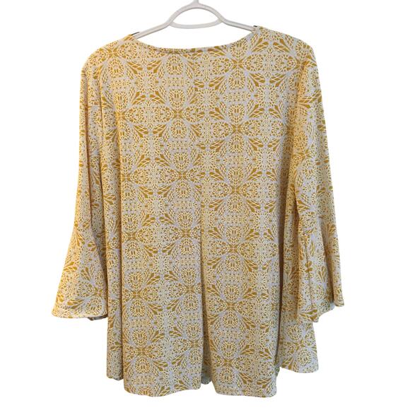 New Directions Large Yellow & White 3/4 Bell Sleeve A-line Top Embellished Neck - Picture 3 of 3